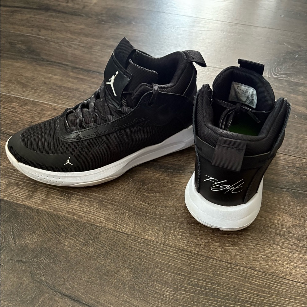 Air Jordan Jumpman 2020 PF 'Black' - Gently used condition. - Picture 9 of 12